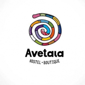 Avetaia Suit